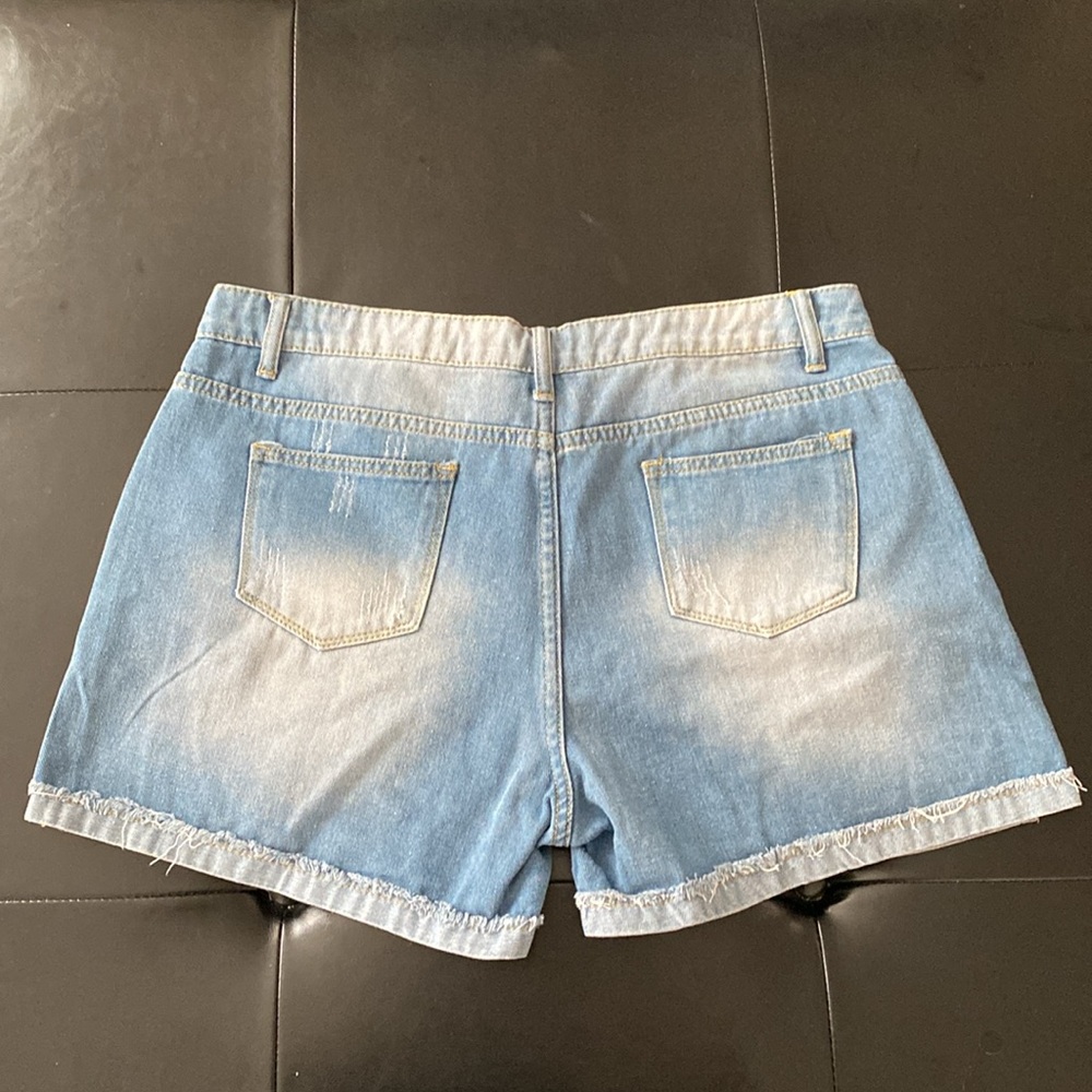 Distressed Denim Jean Shorts Size 2XL - Picture 4 of 6